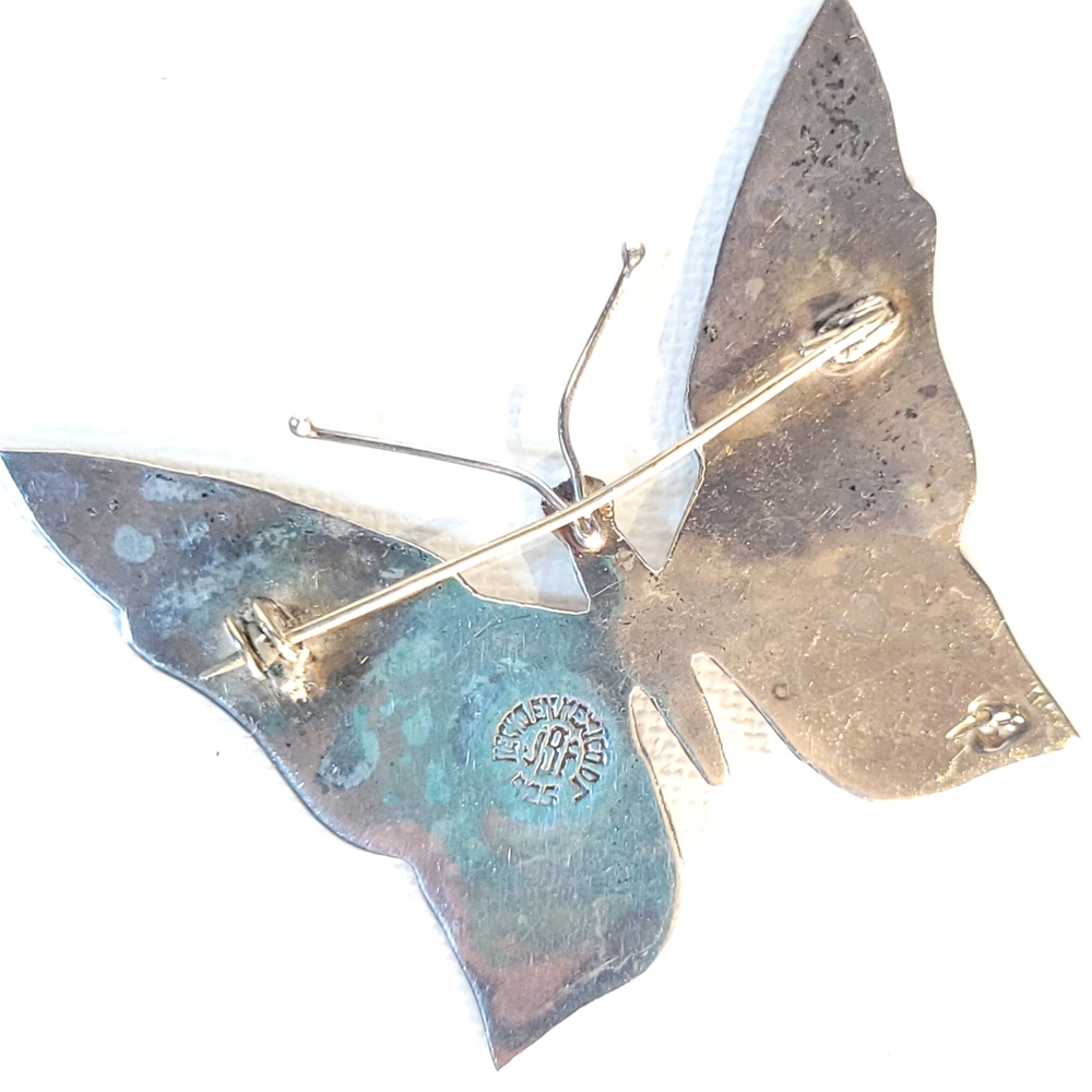 Vintage Mexican Silver Butterfly Brooch with Abalone Inlay - Picture 2 of 8
